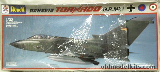 Revell 1/32 Panavia Tornado GR Mk 1, 4760 plastic model kit